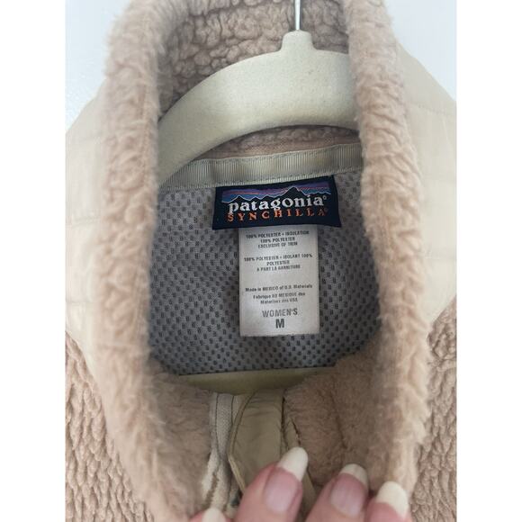 Patagonia Women's M Beige Tan Synchilla Retro-X Fleece Hiking Camping Jacket - Picture 5 of 14